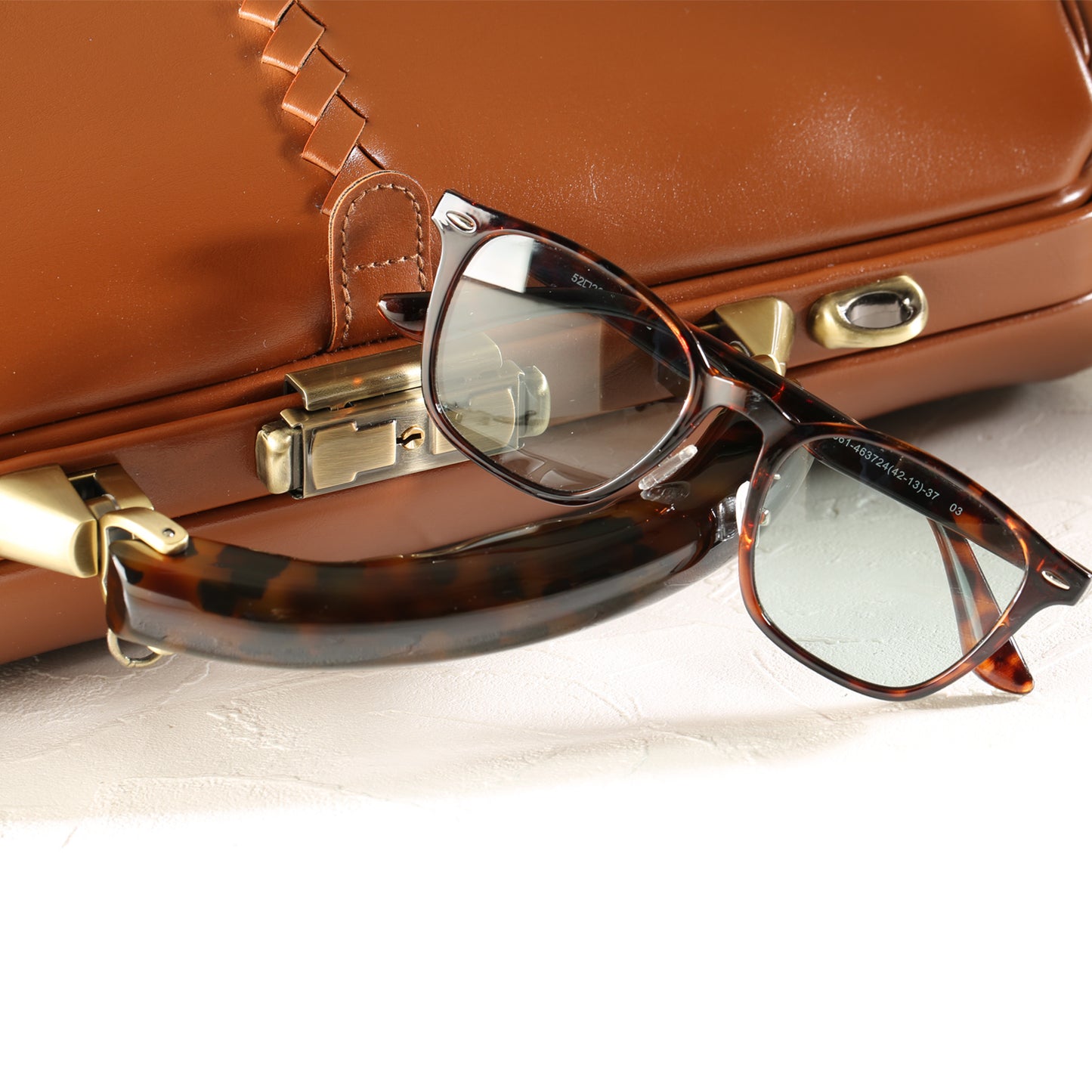 【べっ甲柄アセテートハンドルセット】豊岡鞄認定 縦型ダレスバッグ Mサイズ YK3ME【ELK】