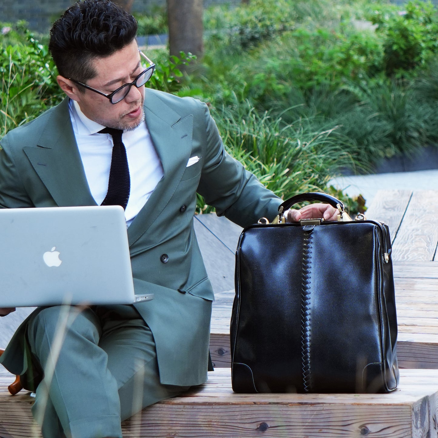 【先行予約特典付き】ダレスバッグ 縦型 Lサイズ  20周年記念限定　漆黒リザード　限定１５個　 YK3